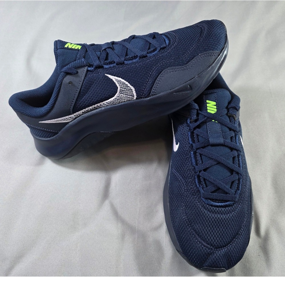 Nike Legend Essential 3 Next Nature Mens 8.5 Obsidian Blue Shoes CLEAN INSIDE